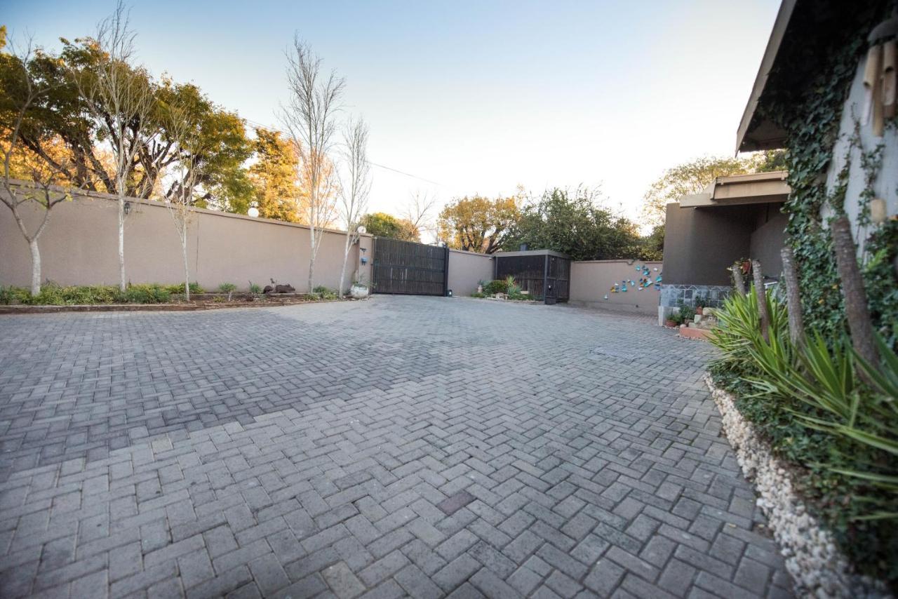 Cottonwood Guesthouse Oasis Μπλουμφοντέιν Εξωτερικό φωτογραφία