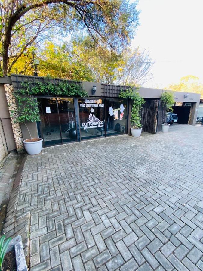 Cottonwood Guesthouse Oasis Μπλουμφοντέιν Εξωτερικό φωτογραφία